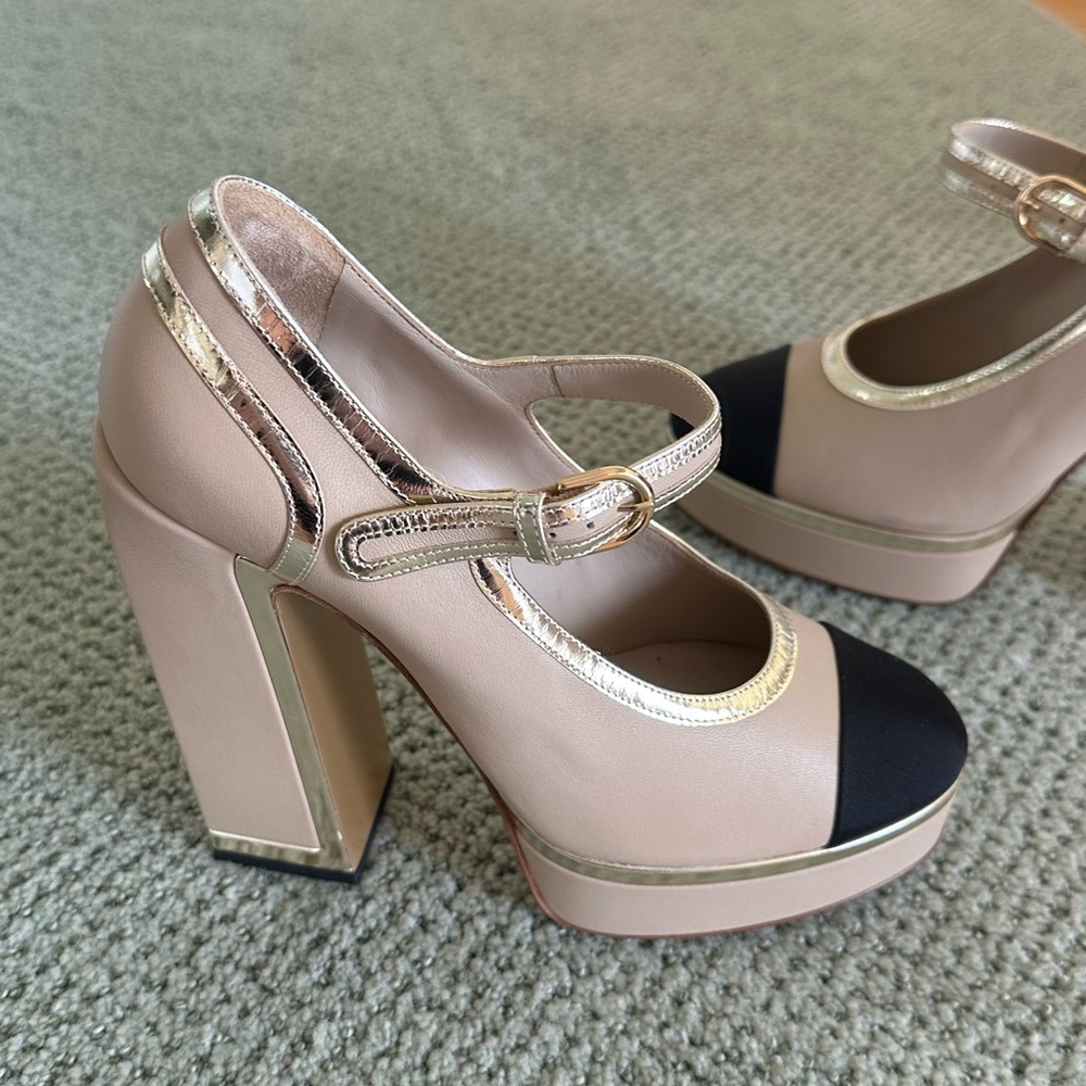 Chanel Mary Jane block heels 2019 - Picture 13 of 14